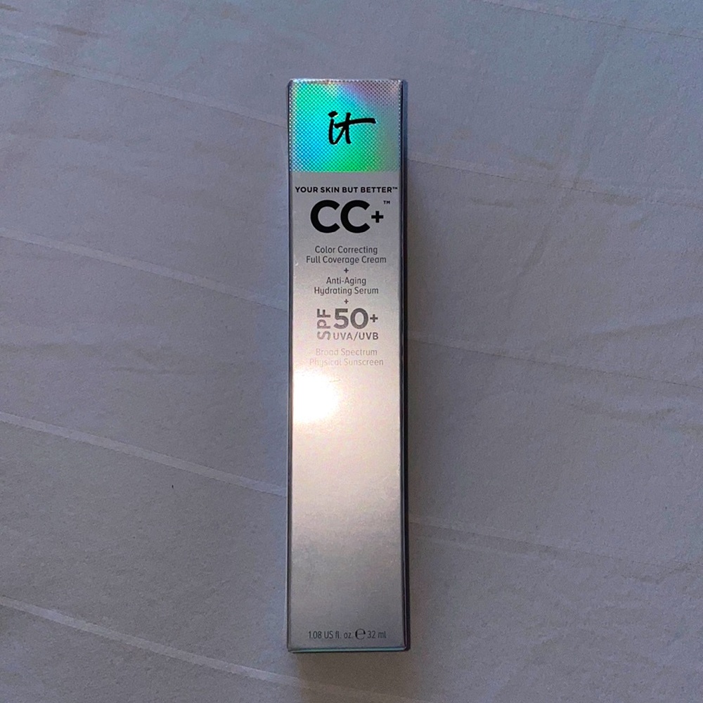 IT Cosmetics CC+ Color Correcting Full Coverage Cream Anti-Aging Serum LIGHT